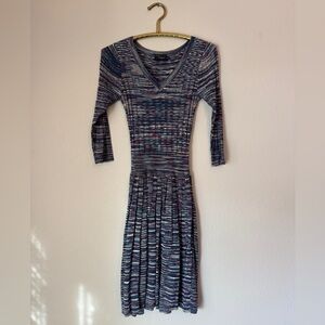 Just…Taylor - Knitted knee length sweater dress - Purple - Size S